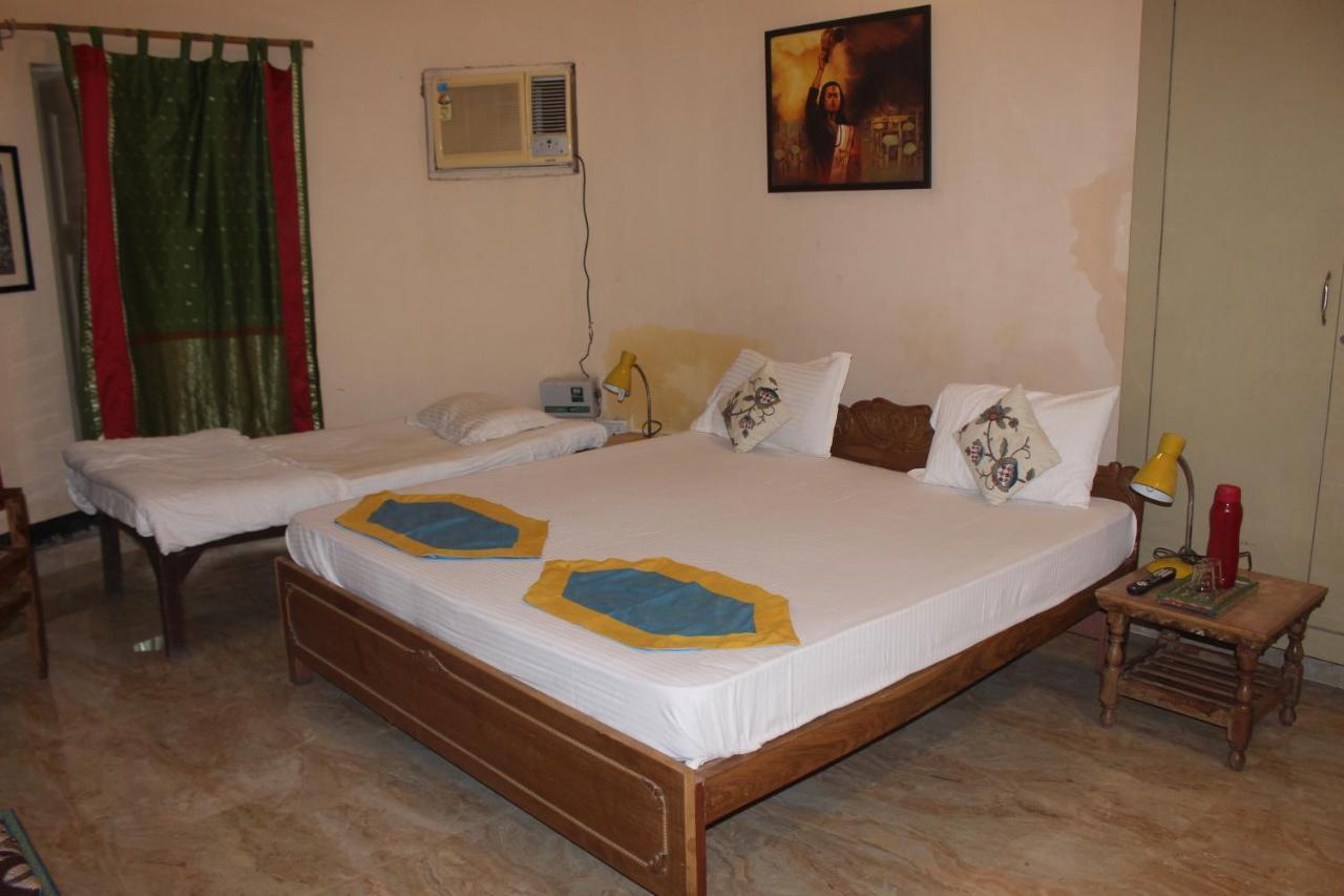 Cozy Inn Varanasi Exterior photo