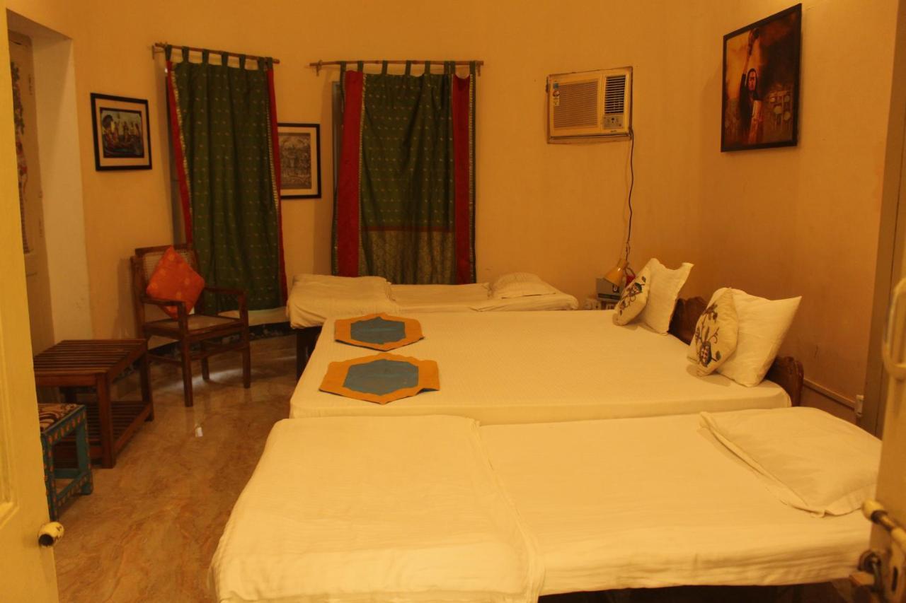Cozy Inn Varanasi Exterior photo