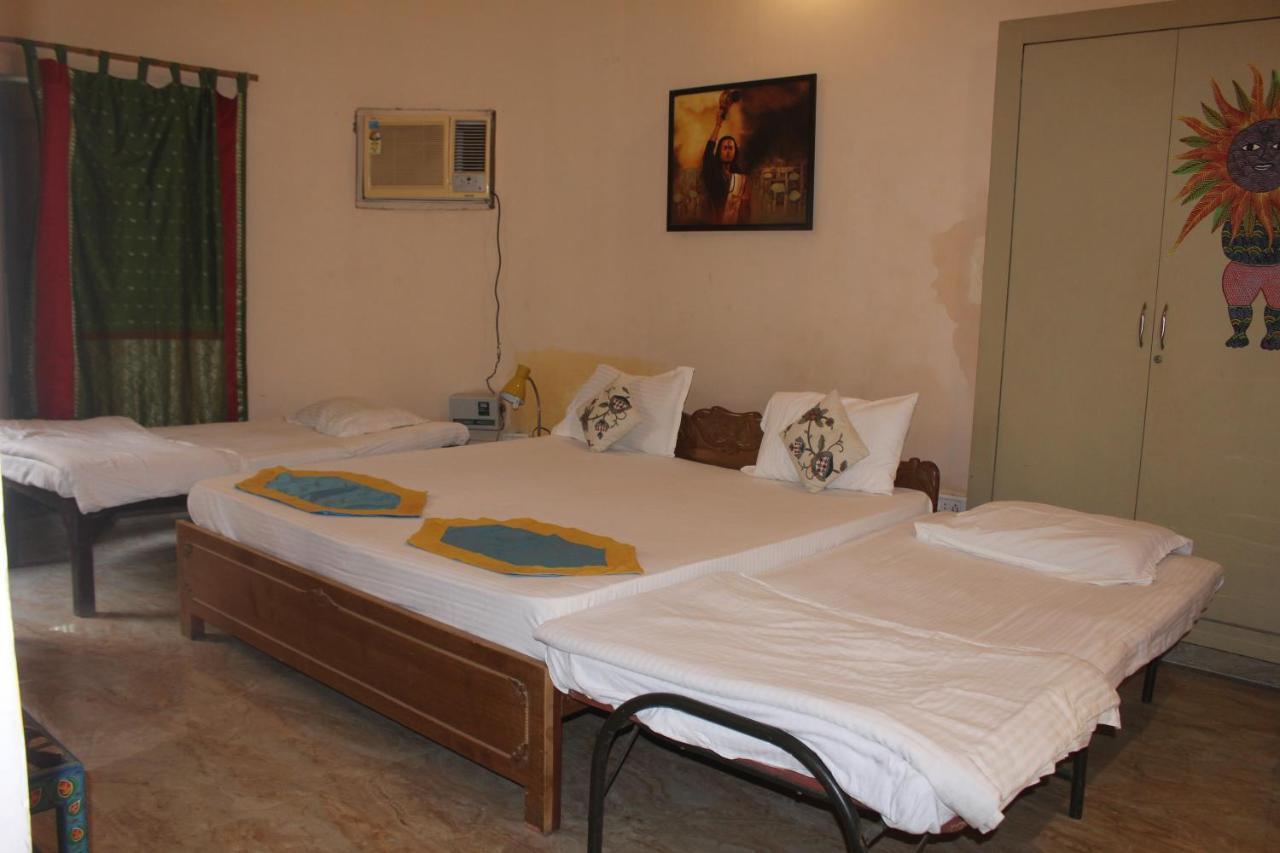 Cozy Inn Varanasi Exterior photo