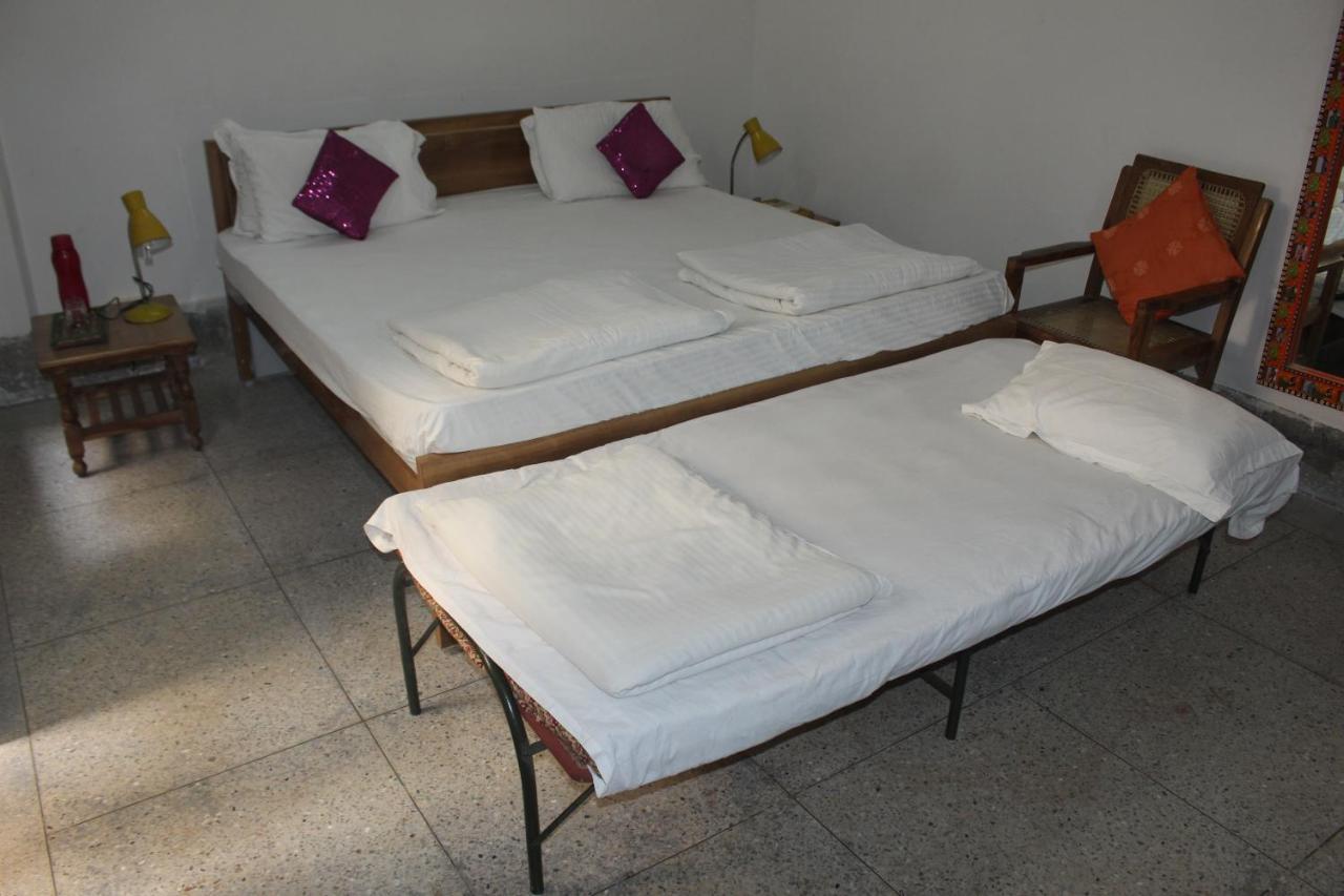 Cozy Inn Varanasi Exterior photo