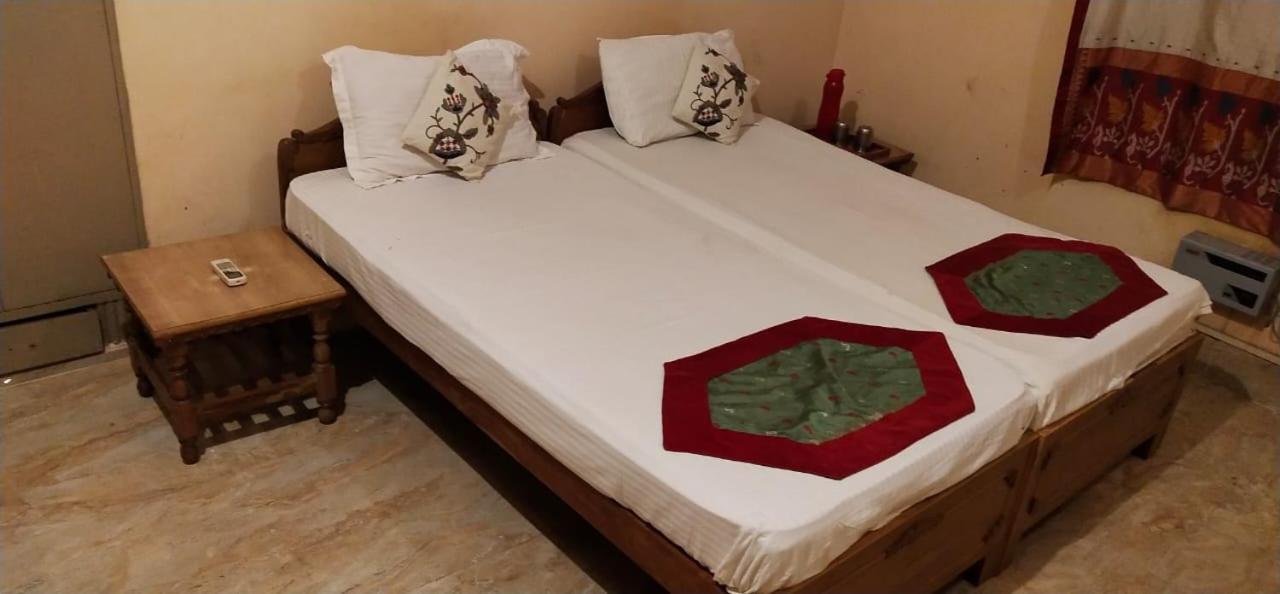 Cozy Inn Varanasi Exterior photo