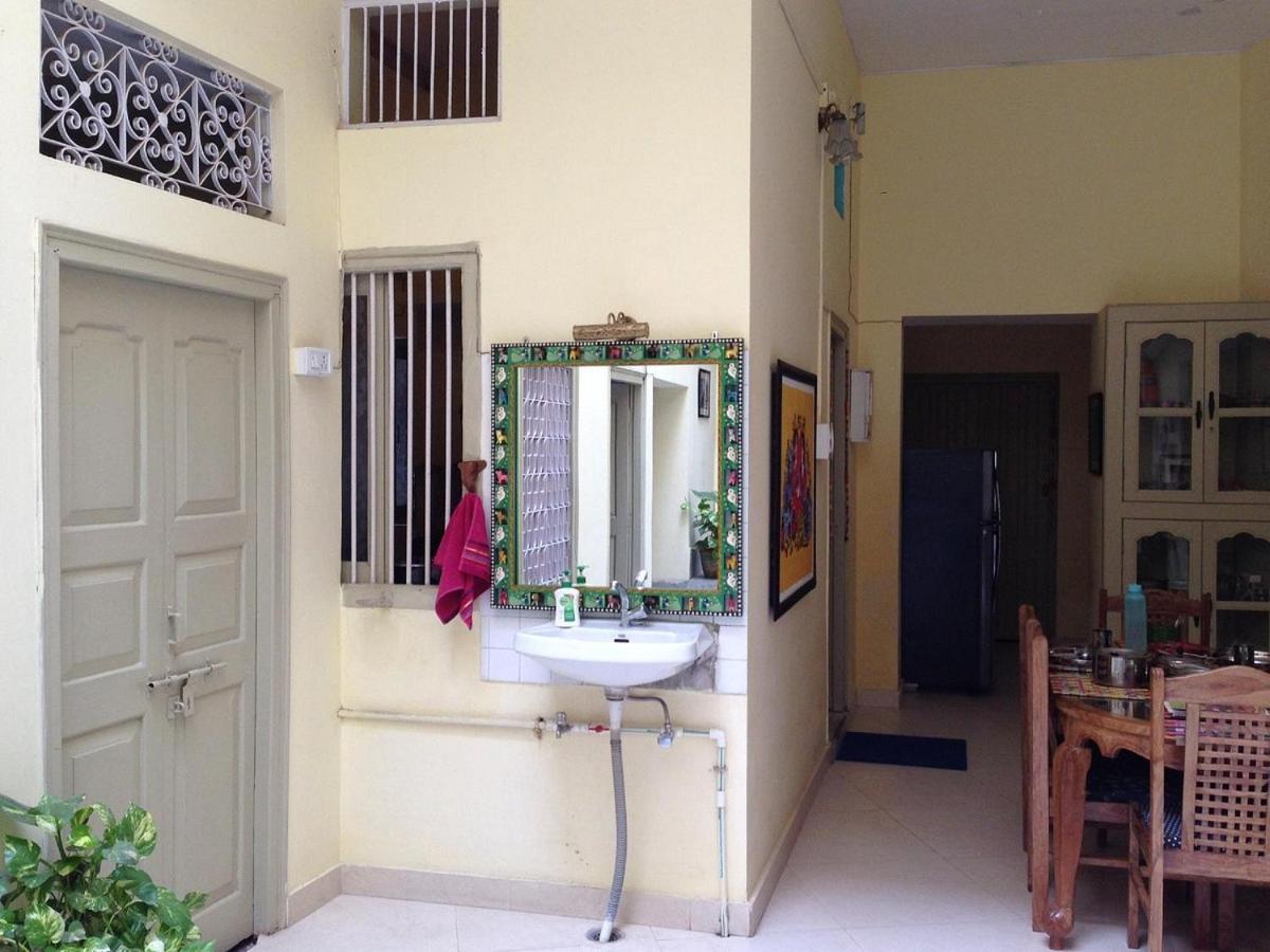 Cozy Inn Varanasi Exterior photo