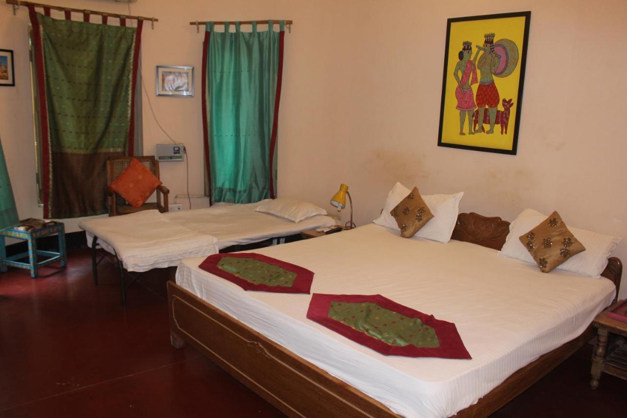 Cozy Inn Varanasi Exterior photo
